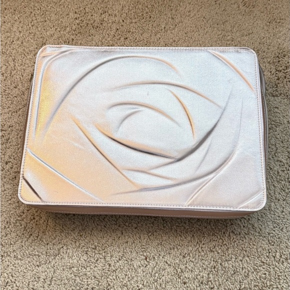 Lancôme Rose Gold Cosmetic Case - Picture 3 of 4
